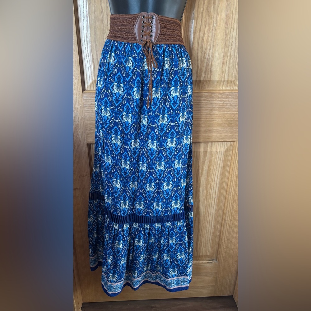 #31 NWOT Temt Bohemian Skirt 14-16.5” waist